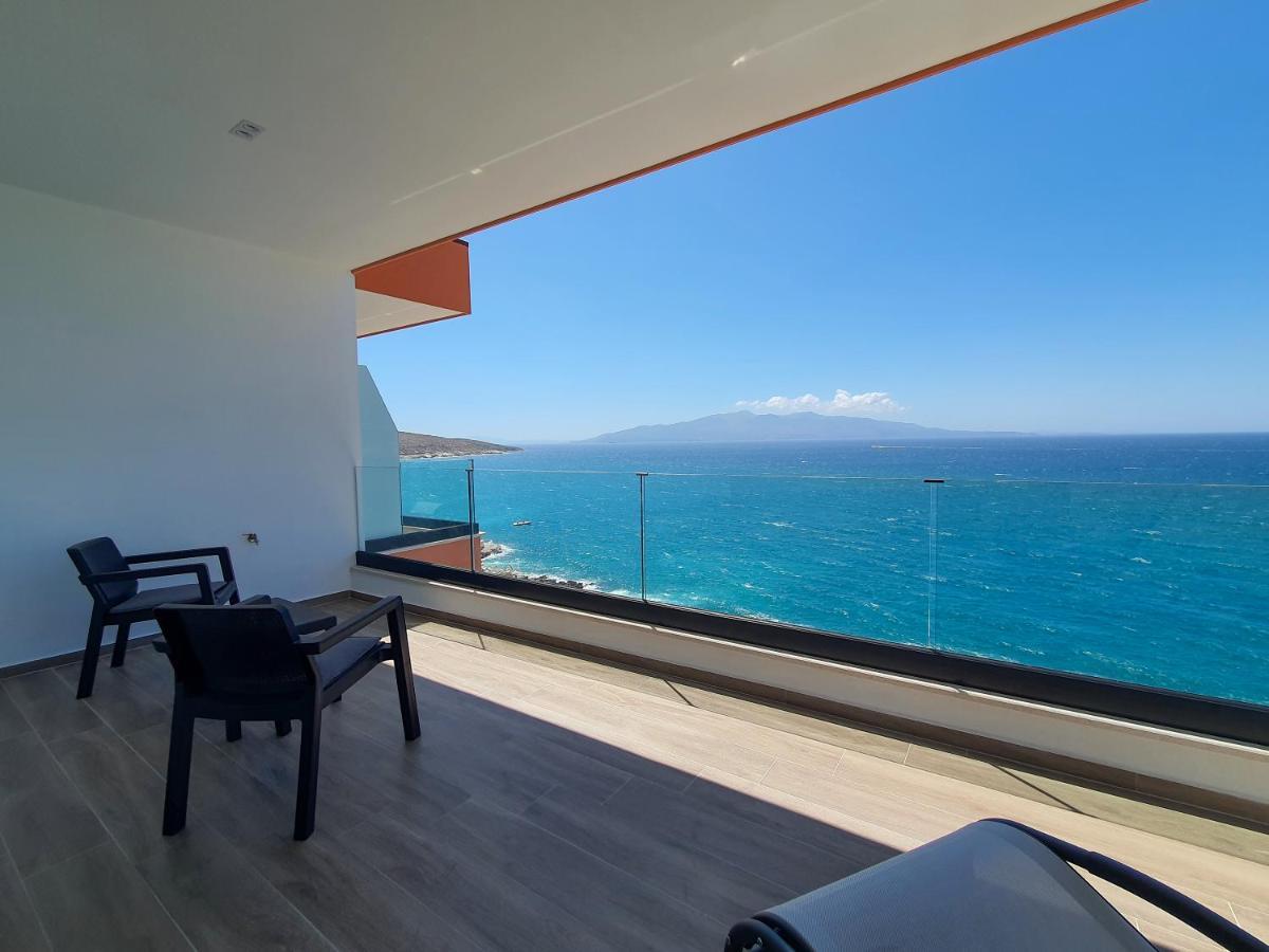 Lookout Apartments Sarandë エクステリア 写真