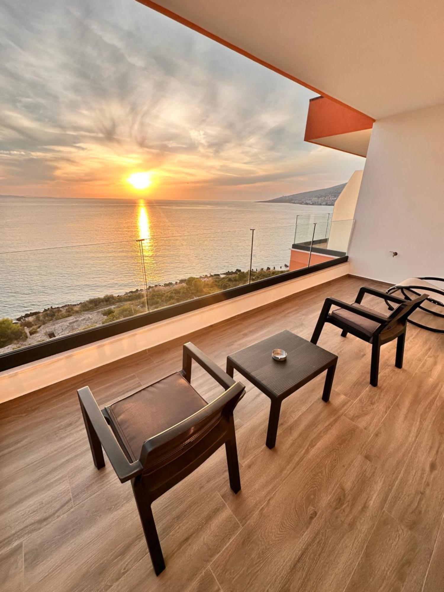 Lookout Apartments Sarandë エクステリア 写真