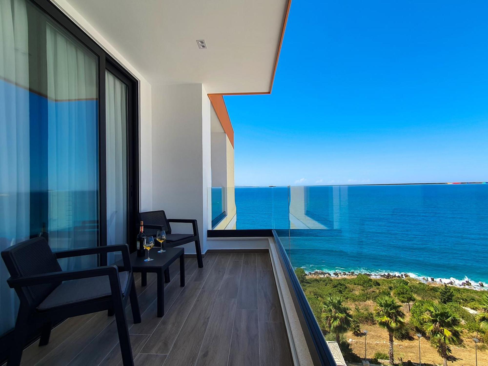 Lookout Apartments Sarandë エクステリア 写真
