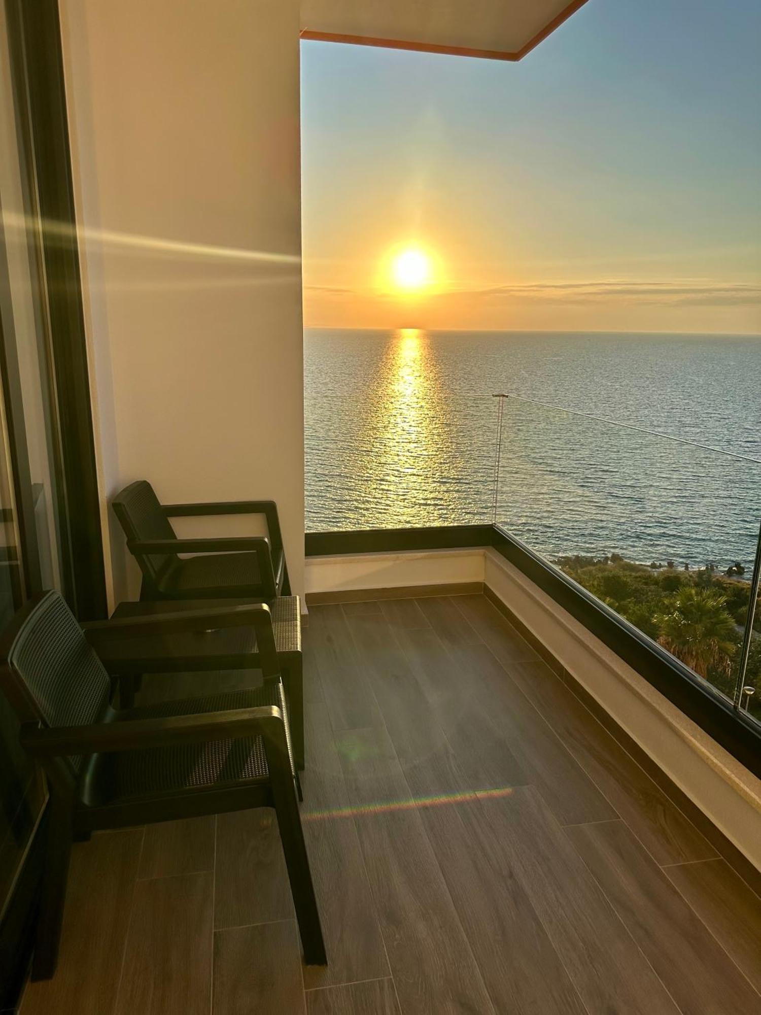 Lookout Apartments Sarandë エクステリア 写真